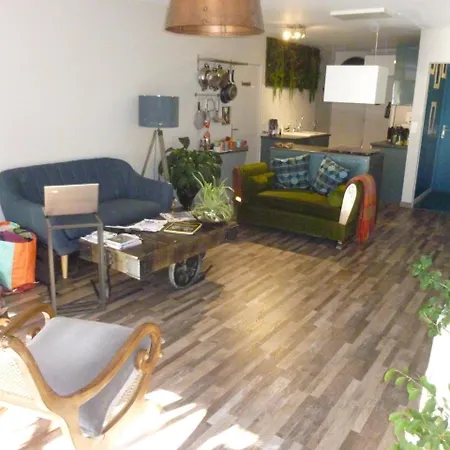1 Chambre, 1 P'tit dèj', 1 Sourire-2